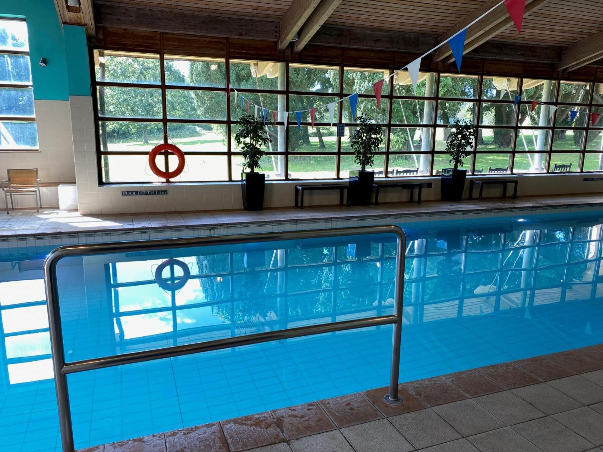 Denham Grove Hotel Bagian luar foto