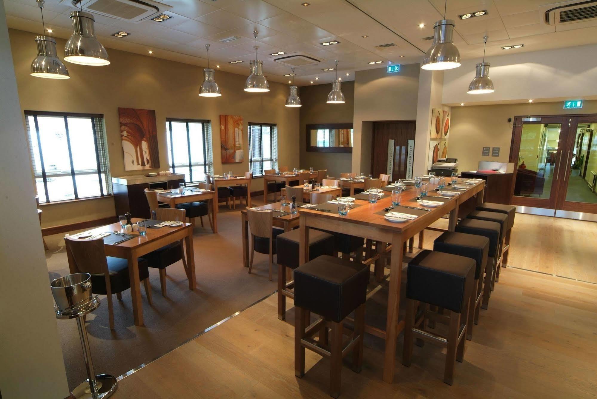 Denham Grove Hotel Bagian luar foto